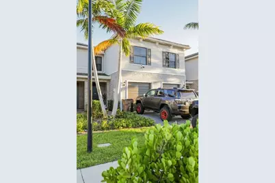 148 SE 5th Ct, Deerfield Beach, FL 33441 - Photo 6
