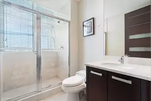 18101 Collins Ave, Sunny Isles Beach, FL 33160 - Photo 26