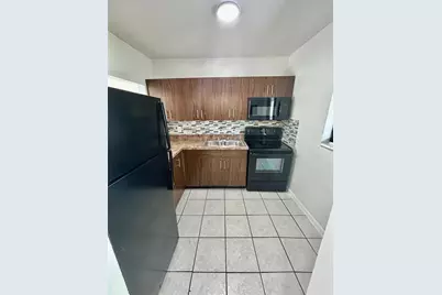 2252 NW 183 St, Unit #4, Miami Gardens, FL 33056 - Photo 12