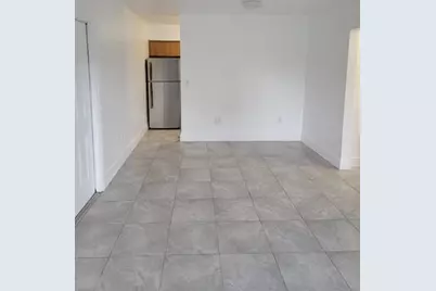 170 NW 59th St, Unit #3, Miami, FL 33127 - Photo 2