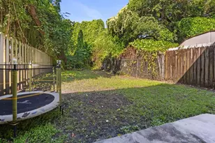 4024 NW 23rd Ct, Miami, FL 33142 - Photo 24