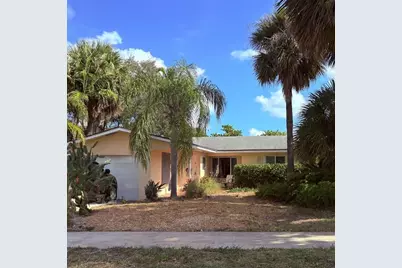 922 S Palmway, Lake Worth Beach, FL 33460 - Photo 1