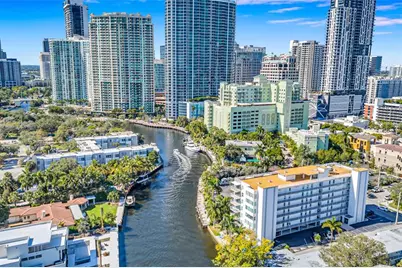 800 SE 4th St, Unit #302, Fort Lauderdale, FL 33301 - Photo 8