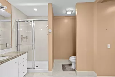 23  Harbour Isle Dr, Unit #102, Fort Pierce, FL 34949 - Photo 20