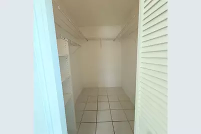 9466  Boca Cove Cir 305, Boca Raton, FL 33428 - Photo 8