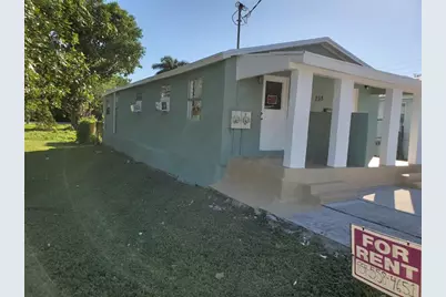 258  Adams Place, Unit #2, Pahokee, FL 33476 - Photo 4