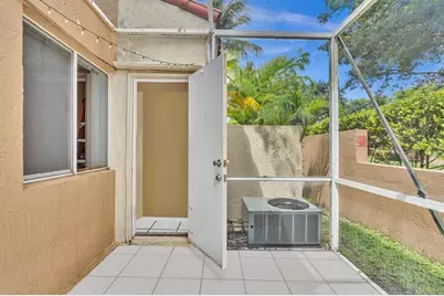 7903 NW 7th Ct, Plantation, FL 33324 - Photo 24