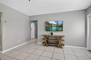 7641 NW 6th Ct, Pembroke Pines, FL 33024 - Photo 8