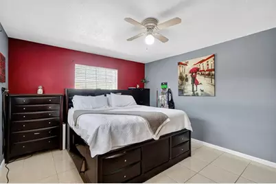 7641 NW 6th Ct, Pembroke Pines, FL 33024 - Photo 24