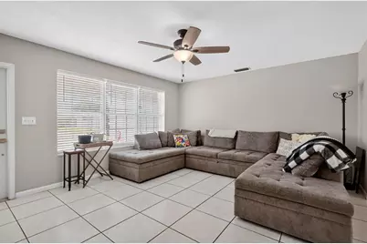 7641 NW 6th Ct, Pembroke Pines, FL 33024 - Photo 6