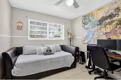 7641 NW 6th Ct, Pembroke Pines, FL 33024 - Photo 30