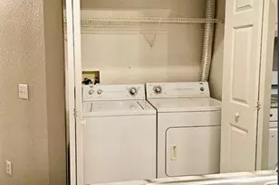 860 N Orange Ave, Orlando, FL 32801 - Photo 20