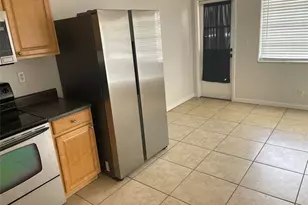 4051 NE 13th Ave, Oakland Park, FL 33334 - Photo 4