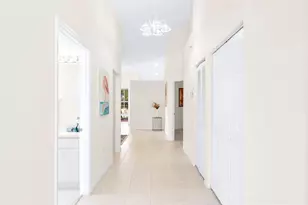 2561 E Aragon Blvd, Sunrise, FL 33313 - Photo 18