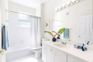 2561 E Aragon Blvd, Sunrise, FL 33313 - Photo 20