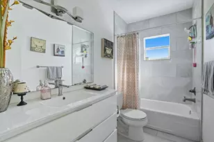 5300 Washington St, Hollywood, FL 33021 - Photo 10