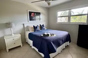 1000 NE 14 Unit, Hallandale Beach, FL 33009 - Photo 6