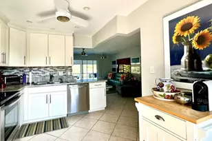 1000 NE 14 Unit, Hallandale Beach, FL 33009 - Photo 14