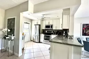1000 NE 14 Unit, Hallandale Beach, FL 33009 - Photo 20