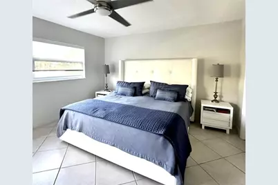 1000 NE 14, Unit #410, Hallandale Beach, FL 33009 - Photo 32