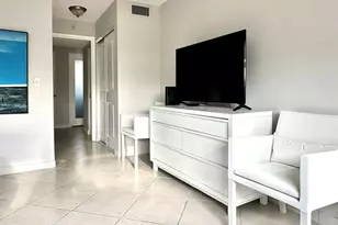 1000 NE 14 Unit, Hallandale Beach, FL 33009 - Photo 30