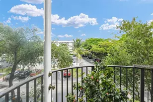 2701 Riverside Dr, Coral Springs, FL 33065 - Photo 10