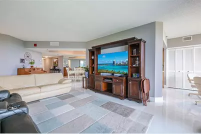 7100  Radice Ct, Unit #807, Lauderhill, FL 33319 - Photo 4