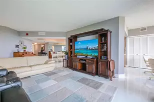 7100 Radice Ct, Lauderhill, FL 33319 - Photo 4