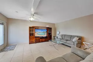 1300 N 12th Ct, Hollywood, FL 33019 - Photo 4