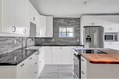 967 NW 89th Ave, Plantation, FL 33324 - Photo 14