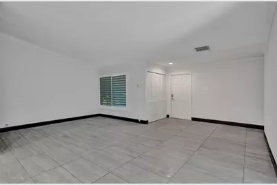 967 NW 89th Ave, Plantation, FL 33324 - Photo 8