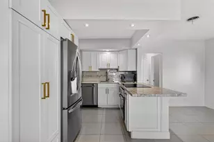 2110 NE 56th St, Fort Lauderdale, FL 33308 - Photo 16