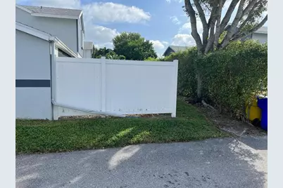[Address not provided], West Palm Beach, FL 33415 - Photo 12