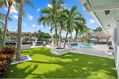 2330 NE 35th St, Lighthouse Point, FL 33064 - Photo 58