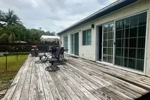 2520 Fillmore St, Hollywood, FL 33020 - Photo 12