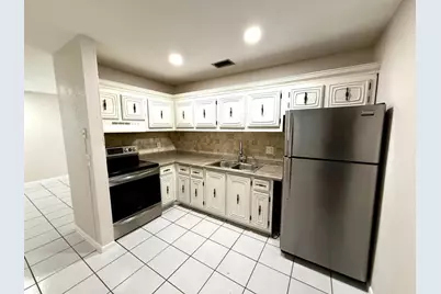 511 W Kalmia Dr, Unit #10, Lake Park, FL 33403 - Photo 1