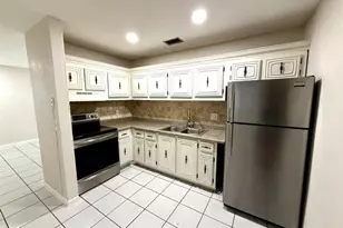 511 W Kalmia Dr, Lake Park, FL 33403 - Photo 1