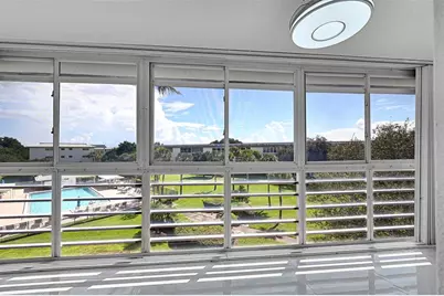 2901  Victoria Cir, Unit #M4, Coconut Creek, FL 33066 - Photo 8