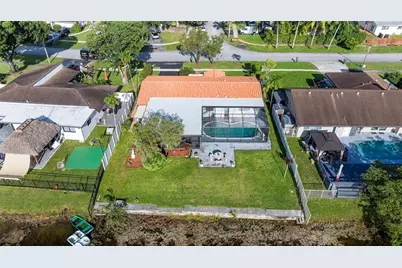 1730 NW 118th Ave, Pembroke Pines, FL 33026 - Photo 28