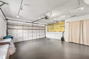 1730 NW 118th Ave, Pembroke Pines, FL 33026 - Photo 14