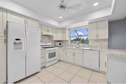 1730 NW 118th Ave, Pembroke Pines, FL 33026 - Photo 36