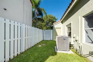 171 Bayridge Ln, Weston, FL 33326 - Photo 22