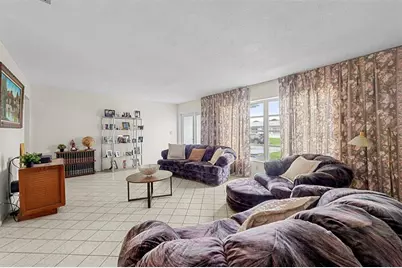 8604 NW 57th Ct, Tamarac, FL 33321 - Photo 6