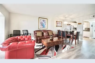 9660  Sunrise Lakes Blvd, Unit #301, Sunrise, FL 33322 - Photo 6