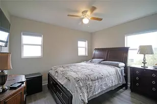 9660 Sunrise Lakes Blvd, Sunrise, FL 33322 - Photo 8