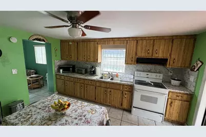 1000 SW 62nd Ave, West Miami, FL 33144 - Photo 12