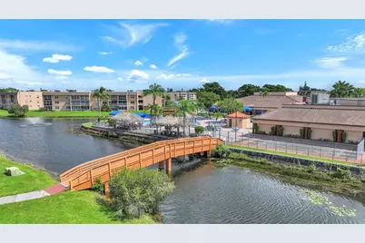 9301  Sunrise Lakes Blvd, Unit #207, Sunrise, FL 33322 - Photo 32