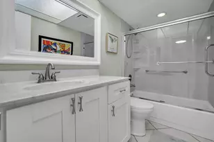 9301 Sunrise Lakes Blvd, Sunrise, FL 33322 - Photo 18