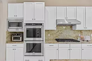 9571 Eden Roc Ct, Delray Beach, FL 33446 - Photo 10