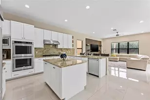 9571 Eden Roc Ct, Delray Beach, FL 33446 - Photo 12